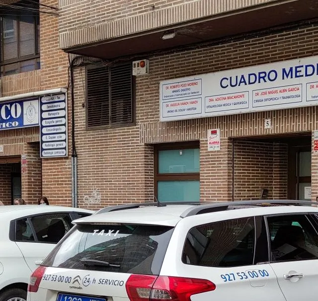 Taxi para empresas Jesús Picas en reconocimiento Medico en Talavera de la Reina