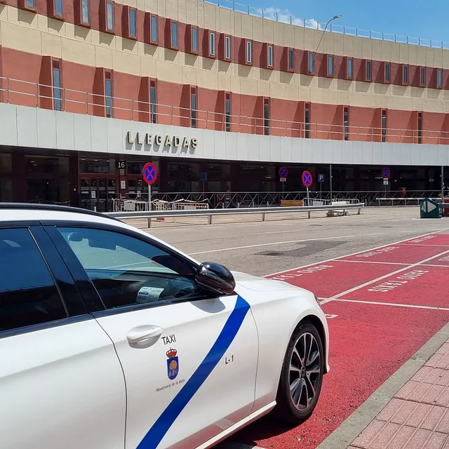 Servicio de Taxi Jesús Picas a la T2 de Madrid-Barajas